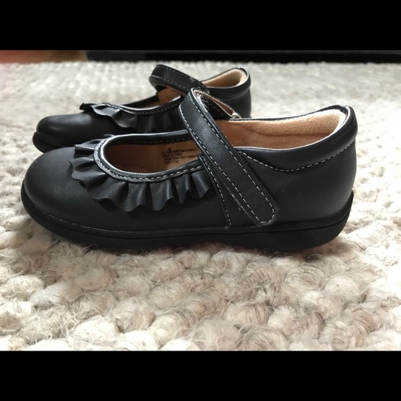 Girl’s Mary Jane Shoes - Picture 7 of 7